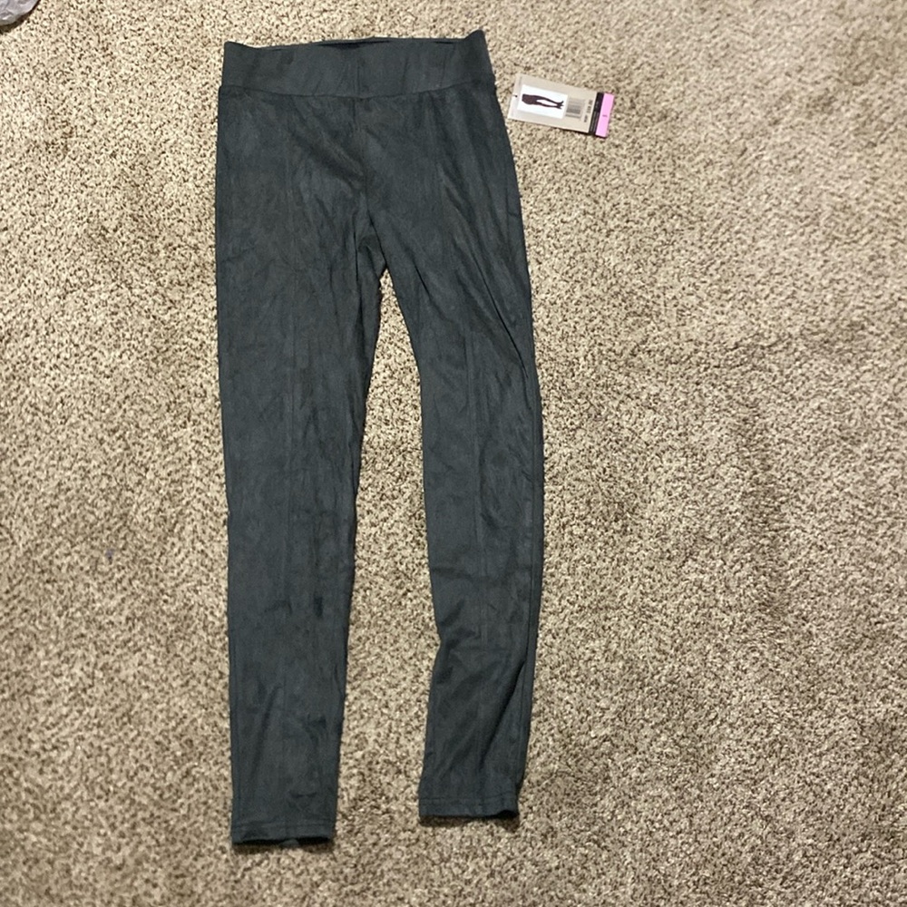 NWT Seven7 leggings